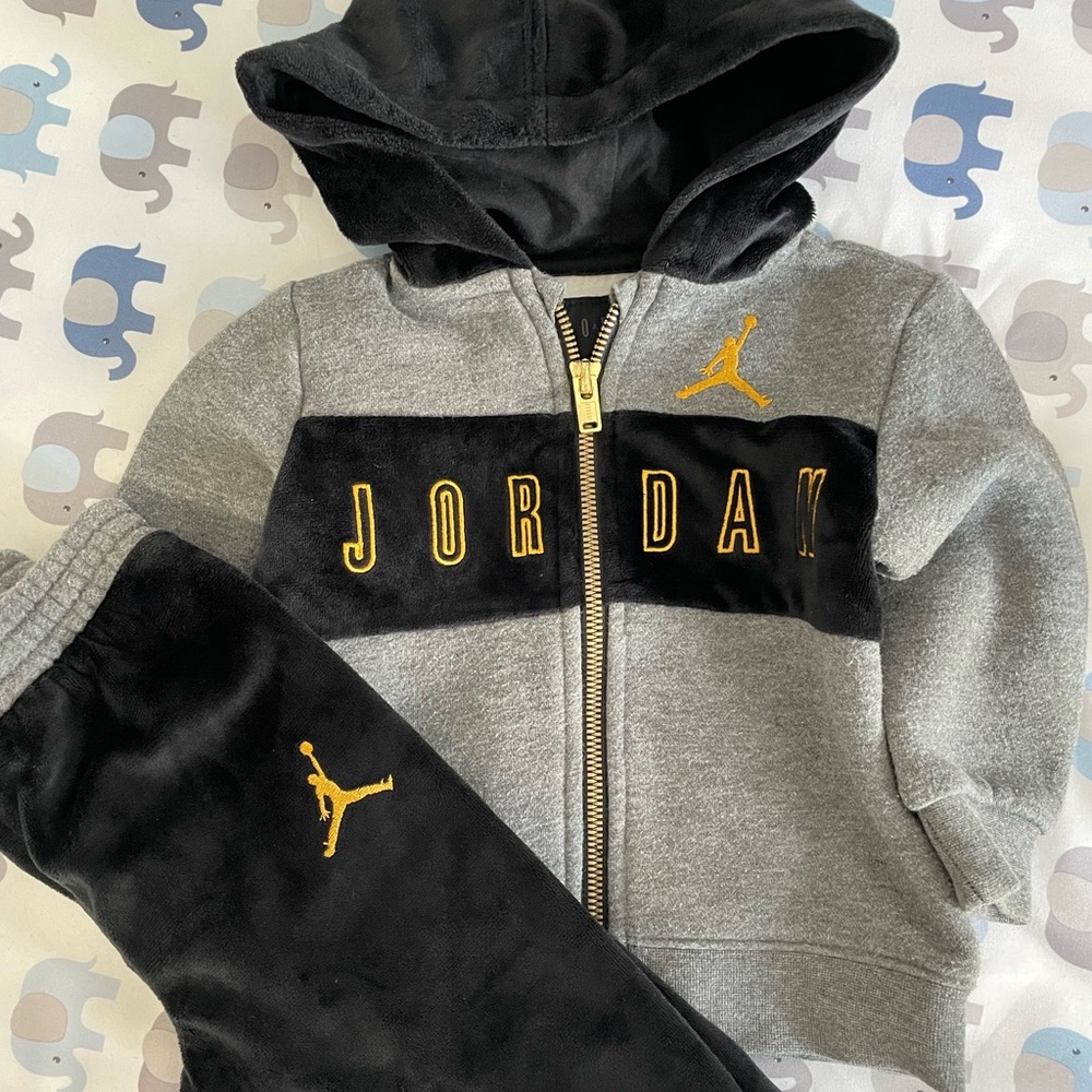 Jordan Track Suit 12 months